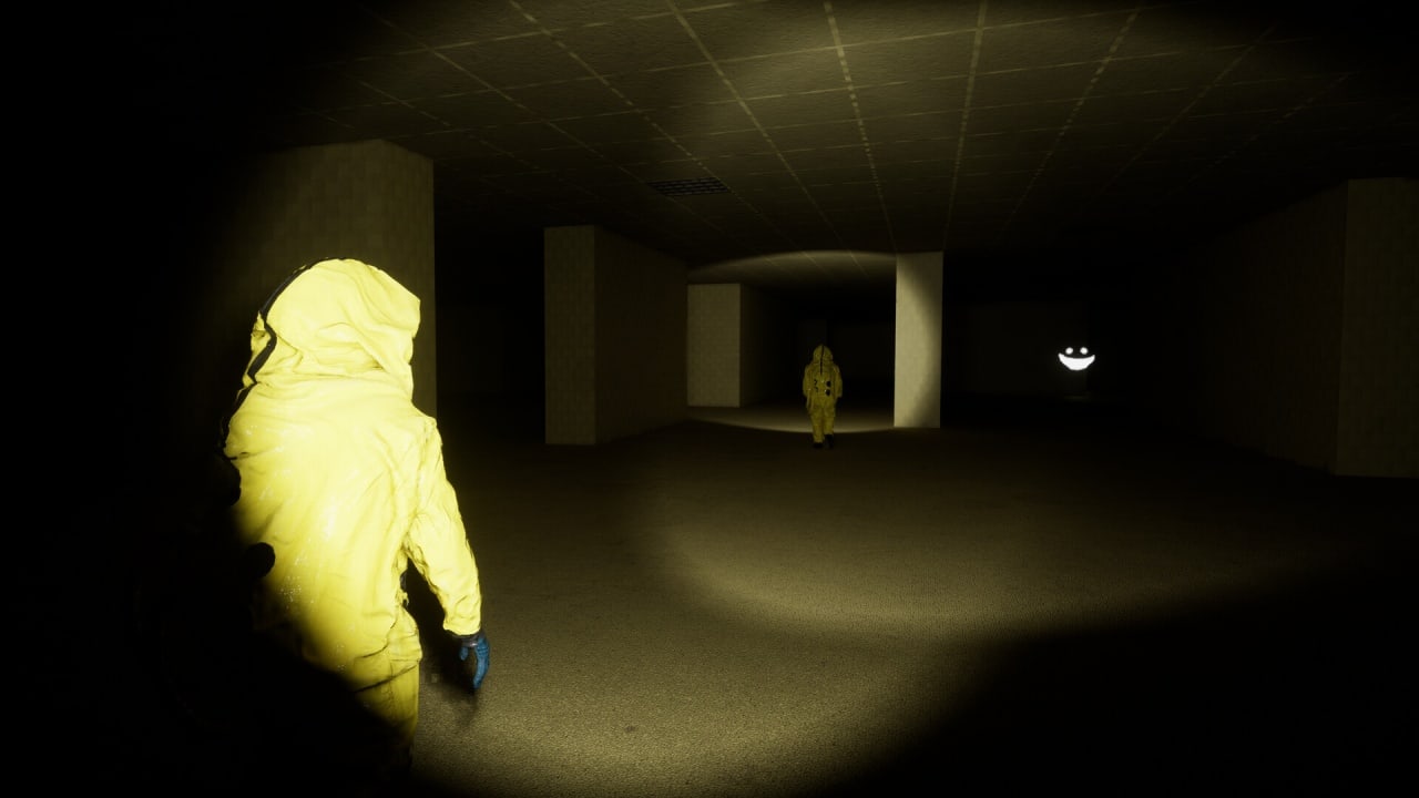 Backrooms: Escape Together по сети - скриншот 1