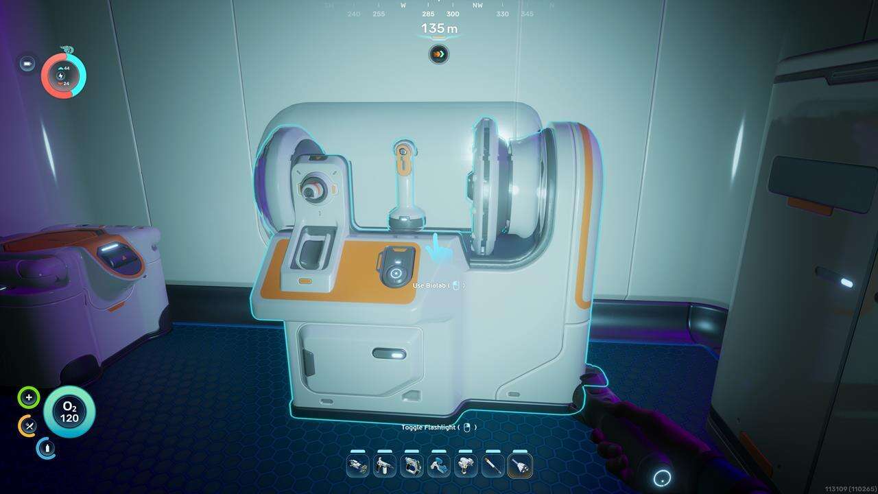 Гайд по биомодам в Subnautica 2: как улучшить персонажа и выжить в океане